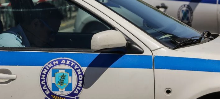 Επίθεση με μπογιές σε κοσμηματοπωλείο στο Χαλάνδρι
